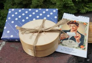 Fixfertig als Geschenk verpackt: So kommt es zu Ihnen.